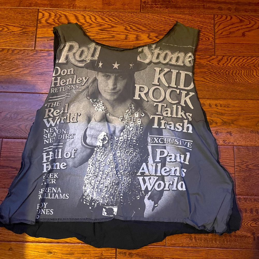 one of the coolest shirts I own!!!!😩
